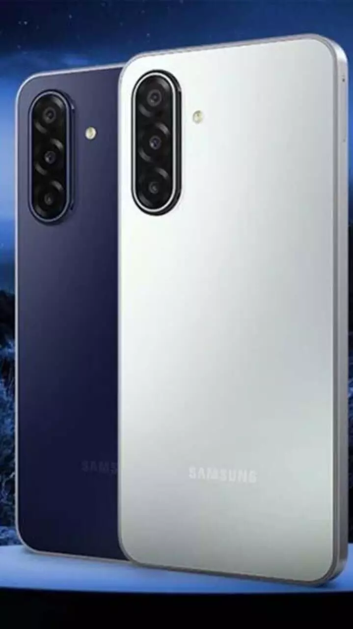 കുറഞ്ഞ വിലയിൽ മികച്ച ഫീച്ചർ; ഗാലക്‌സി എം17 5ജി