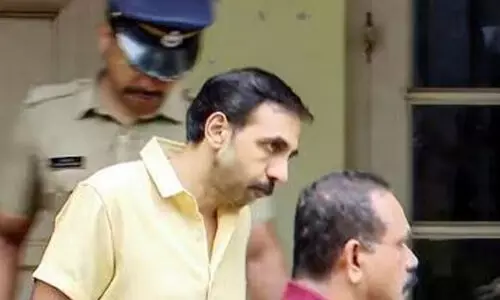 ക​ട്ടി​ള​യി​ലെ സ്വ​ർ​ണ​ക​വ​ർ​ച്ച കേ​സി​ൽ അ​റ​സ്റ്റി​ല്ല; പോറ്റിയുടെ അറസ്റ്റ്​ ഒറ്റക്കേസിൽ