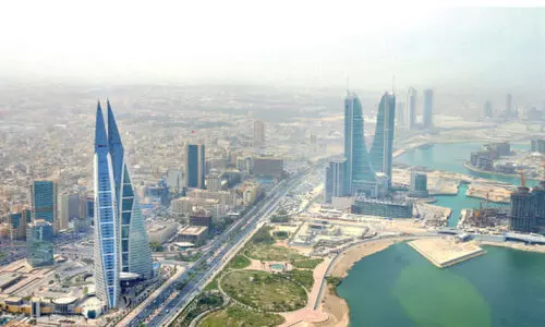 ലഭ്യമായ ജോലികളിൽ വിദേശികളെ നിയമിക്കുന്നത് തടയണം