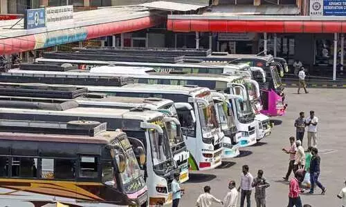 സ്വകാര്യ ബസുകളുടെ ദീപാവലിക്കൊള്ള; നിരക്ക് നാലിരട്ടി