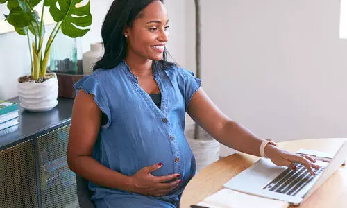 ബഹ്റൈനിലെ സ്വകാര്യ മേഖലയിലെ പ്രസവാവധി 70 ദിവസമാക്കുന്നത്: ആശങ്കയറിയിച്ച് സർക്കാർ; പുനരാലോചന വേണം