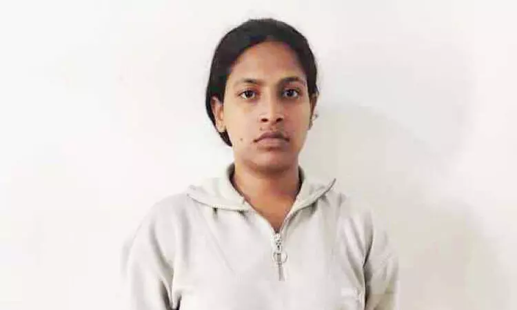 കൂ​ട്ടു​കാ​രി​യു​ടെ വീ​ട്ടി​ൽ​നി​ന്ന് 36 പ​വ​ൻ സ്വ​ർ​ണം ക​വ​ർ​ന്ന ആ​ന്ധ്ര യു​വ​തി പി​ടി​യി​ൽ