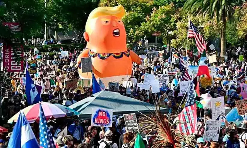 ട്രംപിന് മുന്നറിയിപ്പുമായി ‘നോ കിങ്സ് മാർച്ച്’; 50 സംസ്ഥാനങ്ങളിലായി 2500ലേറെ പ്രതിഷേധ റാലികളിൽ പങ്കെടുത്തത് ലക്ഷങ്ങൾ ട്രംപിന് മുന്നറിയിപ്പുമായി ‘നോ കിങ്സ് മാർച്ച്’; 50 സംസ്ഥാനങ്ങളിലായി 2500ലേറെ പ്രതിഷേധ റാലികളിൽ പങ്കെടുത്തത് ലക്ഷങ്ങൾ