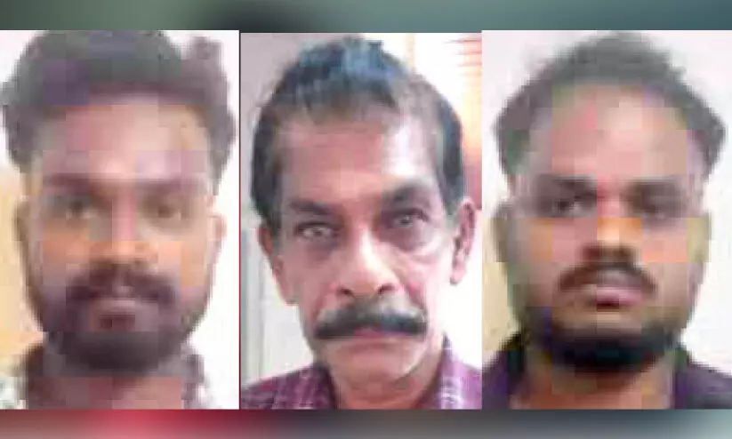 അടച്ചിട്ട മരമില്ലിൽനിന്ന് ലക്ഷങ്ങളുടെ യന്ത്രഭാഗങ്ങൾ മോഷ്ടിച്ചു അടച്ചിട്ട മരമില്ലിൽനിന്ന് ലക്ഷങ്ങളുടെ യന്ത്രഭാഗങ്ങൾ മോഷ്ടിച്ചു