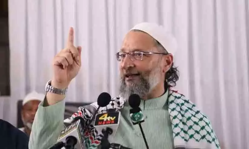 ബിഹാറിൽ 25 സ്ഥാനാർഥികളുടെ പട്ടിക പുറത്തുവിട്ട് ഉവൈസി, പട്ടികയിൽ രണ്ട് ഹിന്ദുക്കളും ബിഹാറിൽ 25 സ്ഥാനാർഥികളുടെ പട്ടിക പുറത്തുവിട്ട് ഉവൈസി, പട്ടികയിൽ രണ്ട് ഹിന്ദുക്കളും