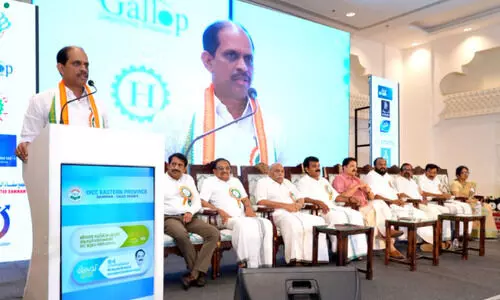 ഒ.ഐ.സി.സി ദമ്മാം അവാർഡ് വിതരണം