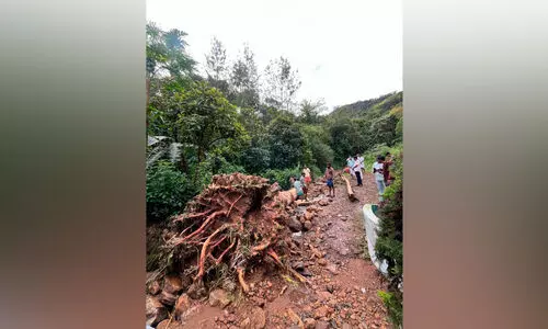കുന്തളംപാറയിൽ ഉരുൾപൊട്ടി; കൃഷിയിടങ്ങൾ ഒലിച്ചുപോയി കുന്തളംപാറയിൽ ഉരുൾപൊട്ടി; കൃഷിയിടങ്ങൾ ഒലിച്ചുപോയി