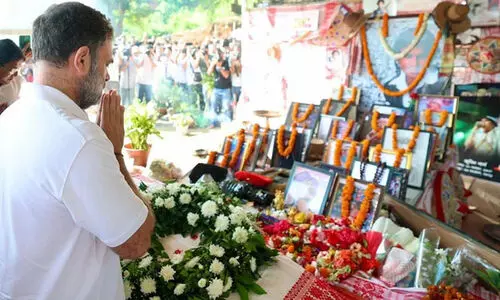 ‘ഒരു നാടു മുഴുവൻ സത്യമറിയാൻ കാത്തു നിൽക്കുന്നു; സുബീൻ ഗാർഗിന്റെ മരണത്തിൽ ഭരണകൂടം സുതാര്യമായ അന്വേഷണം നടത്തണം’ -രാഹുൽ ഗാന്ധി
