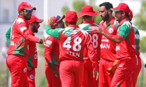 ട്വന്റി 20 ലോകകപ്പ് യോഗ്യത; നേട്ടങ്ങളുടെ നെറുകയിൽ വീണ്ടും ഒമാൻ ട്വന്റി 20 ലോകകപ്പ് യോഗ്യത; നേട്ടങ്ങളുടെ നെറുകയിൽ വീണ്ടും ഒമാൻ