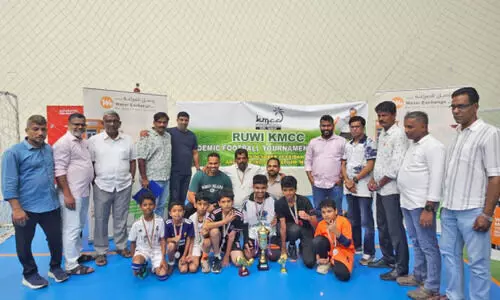 റൂവി കെ.എം.സി.സി അക്കാദമിക് ഫുട്ബാൾ; അരിയിൽ ഷുക്കൂർ ബ്രദേഴ്‌സ് റൂവി ജേതാക്കൾ
