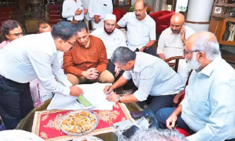 മം​ഗ​ളൂ​രു ഹ​ജ്ജ് ഭ​വ​ൻ യാ​ഥാ​ർ​ഥ്യ​മാ​വു​ന്നു, ഇ​നാ​യ​ത്ത് അ​ലി സംഭാവന ചെയ്ത ഭൂ​മി​യി​ൽ