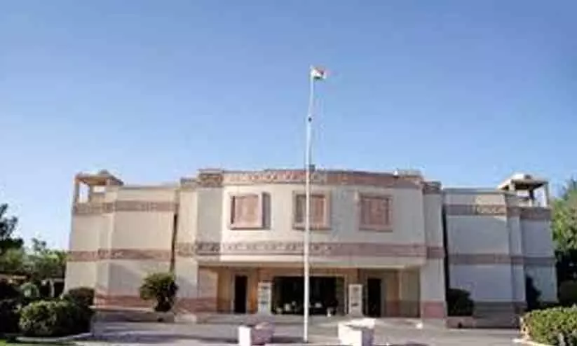 മസ്കത്ത് ഇന്ത്യൻ എംബസിക്ക് ഇന്ന് അവധി മസ്കത്ത് ഇന്ത്യൻ എംബസിക്ക് ഇന്ന് അവധി