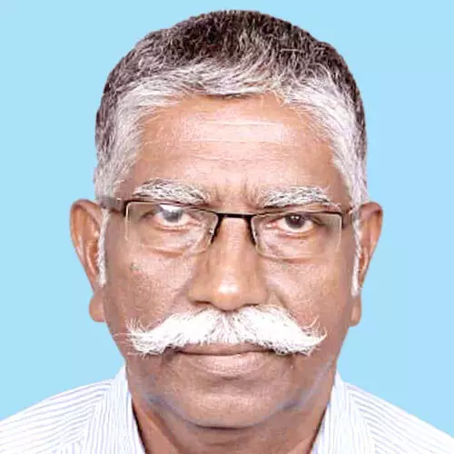 ര​വീ​ന്ദ്ര​ൻ