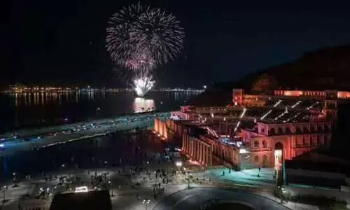 ഖോർഫക്കാൻ ആംഫി തിയറ്ററിൽ ഈദുൽ ഇത്തിഹാദ് ആഘോഷം