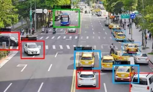 എ.ഐ ട്രാഫിക് കാമറകൾ പൗരന്മാരുടെ സ്വകാര്യത ലംഘിക്കപ്പെടുന്നില്ലെന്ന് ഉറപ്പാക്കണം; വിശദീകരണം തേടി നിയമസഭാംഗങ്ങൾ