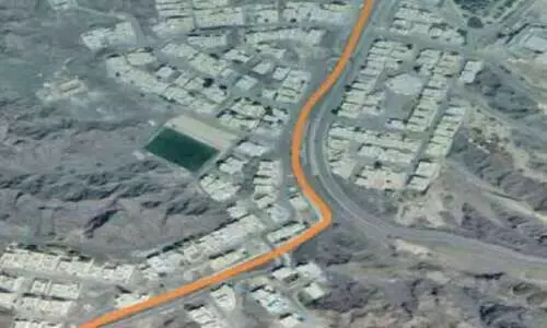 വാ​ദി ഖ​ന്ദ​ബ് വി​ക​സ​ന പ​ദ്ധ​തി​ക്ക് തു​ട​ക്കം; ഇ​ന്റ​ർ​ലോ​ക്കി​ങ് ടൈ​ലു​ക​ൾ വി​രി​ച്ച ന​ട​പ്പാ​ത​ക​ൾ പ​ദ്ധ​തി​യു​ടെ ഭാ​ഗ​മാ​യി നി​ർ​മി​ക്കും