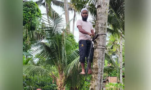 വിജയമന്ത്രം മുഴക്കുന്ന ഇമാം ജീവിത   ക്ലേശങ്ങൾക്കിടയിൽ ഉയരങ്ങൾ താണ്ടുന്നു