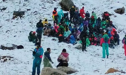 ഇന്ത്യാ-പാക് സംഘർഷവും പ്രളയവും: നിറംമങ്ങി മണാലി ടൂറിസം