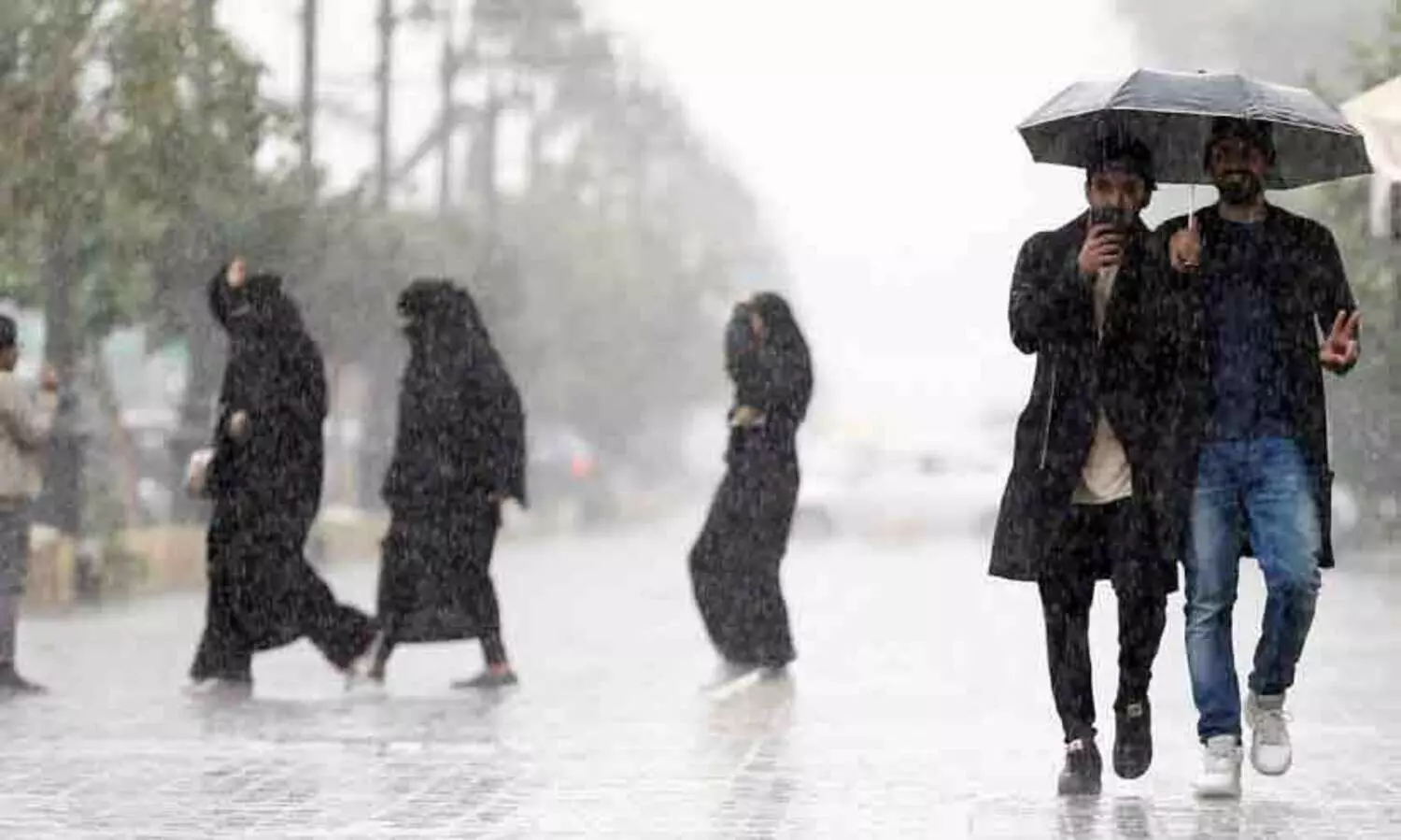 സൗ​ദി​യി​ൽ  മൂ​ട​ൽ മ​ഞ്ഞി​നും പൊ​ടി​ക്കാ​റ്റി​നും   സാ​ധ്യ​ത​യെ​ന്ന്  കാ​ലാ​വ​സ്ഥ നി​രീ​ക്ഷ​ണ കേ​ന്ദ്രം