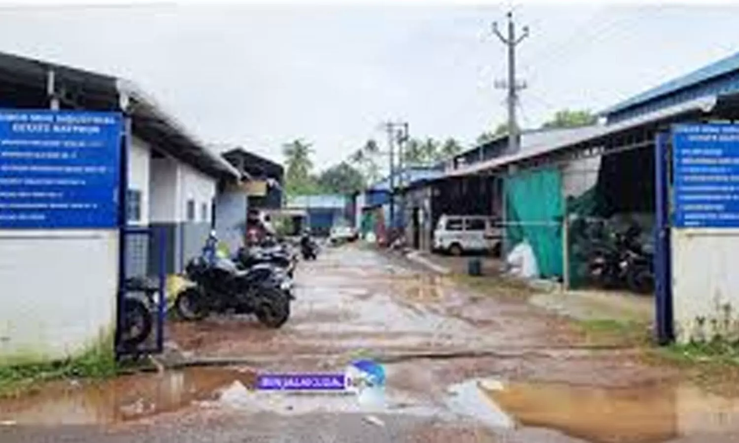 Kattur sewage disaster,Sewage leakage,Environmental hazard,Health risks,Negligence by authorities, കാട്ടൂർ, പാരിസ്ഥിതിക ദുരന്തം, അപകടം,