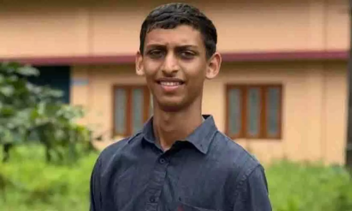 മീൻ പിടിക്കുന്നതിനിടെ വെള്ളത്തിൽ വീണ് വിദ്യാർഥി മരിച്ചു