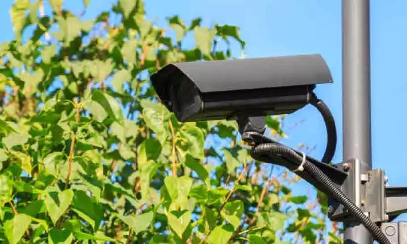 പാർക്കുകളിൽ കാമറകൾ വരുന്നു; പാർക്കുകൾ ആസ്വദിച്ചോളൂ, നശിപ്പിക്കരുത്... പാർക്കുകളിൽ കാമറകൾ വരുന്നു; പാർക്കുകൾ ആസ്വദിച്ചോളൂ, നശിപ്പിക്കരുത്...