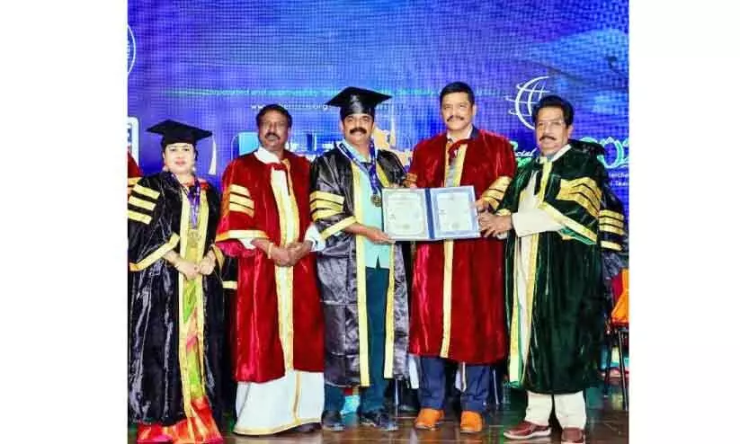 ഡോ. കെ. ഗോപിനാഥ് മേനോന് ഡോക്ടറേറ്റ് ഡോ. കെ. ഗോപിനാഥ് മേനോന് ഡോക്ടറേറ്റ്