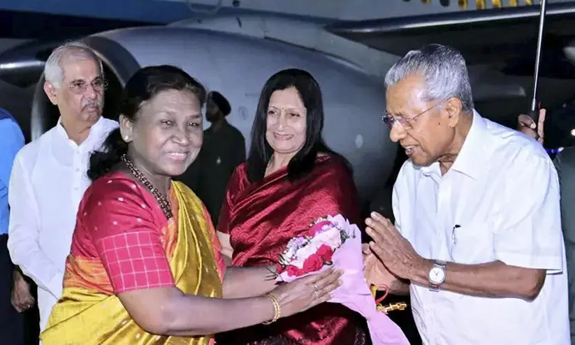 Droupadi Murmu in Sabarimala Droupadi Murmu in Sabarimala