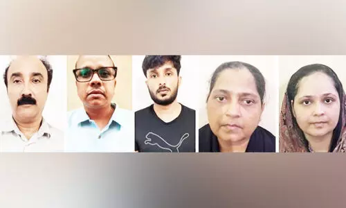 വ്യാ​ജ ക​മ്പ​നി​യു​ണ്ടാ​ക്കി കേ​ന്ദ്ര പ​ദ്ധ​തി ത​ട്ടി​പ്പ്; അ​ഞ്ചു​പേ​ർ അ​റ​സ്റ്റി​ൽ