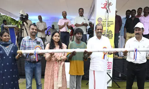 Abhinav,Climb,Fiber poles,Minister O.R. Kelu,Pole vault, പോൾ വാൾട്ട്, മന്ത്രി ഒ.ആർ.കേളു, അഭിനവ്