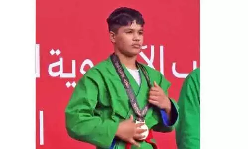 ഇ​ന്ത്യ​ക്ക് ആ​ദ്യ​മെ​ഡ​ൽ   കു​റാ​ഷി​ൽ