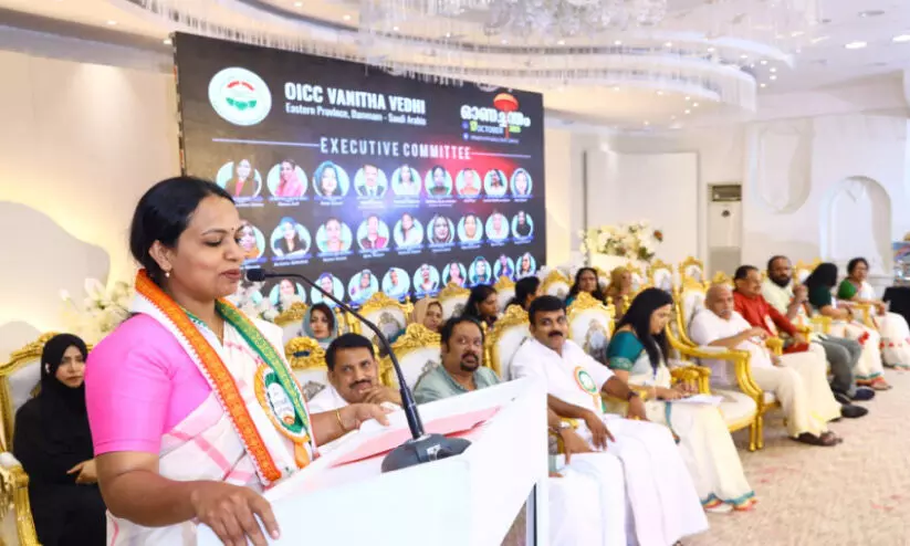 കോൺഗ്രസാണെന്ന് പറയാൻ ആർജവം വേണം -ഡോ. സോയാ ജോസഫ് കോൺഗ്രസാണെന്ന് പറയാൻ ആർജവം വേണം -ഡോ. സോയാ ജോസഫ്