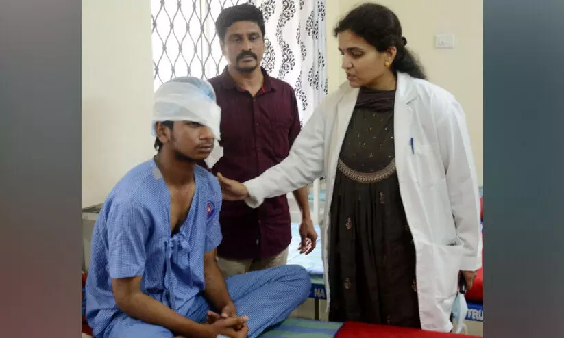 ദീ​പാ​വ​ലി ആ​ഘോ​ഷം: 20 പേ​ർ​ക്ക് ക​ണ്ണി​ന് പ​രി​ക്ക്