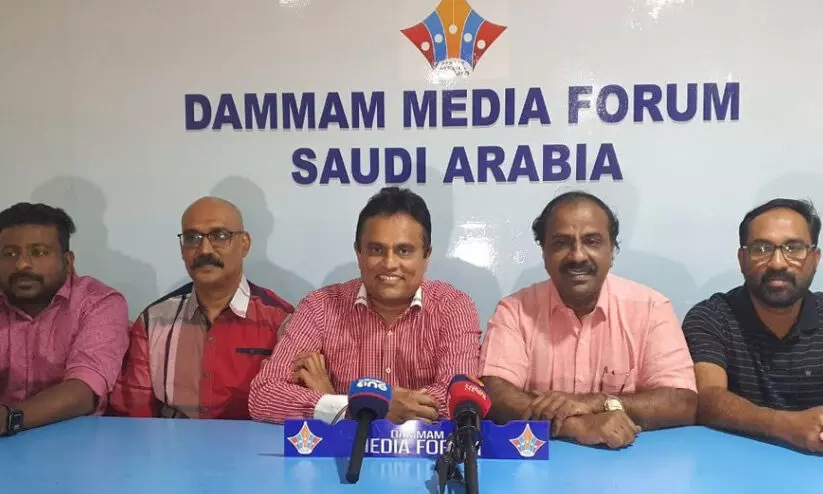 കൊല്ലം പ്രീമിയർ ലീഗ്: ജേഴ്സി ആൻഡ് ട്രോഫി ലോഞ്ചിങ്‌ വെള്ളിയാഴ്ച ദമ്മാം ലുലുവിൽ