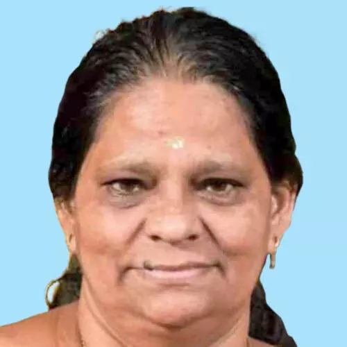 ര​ത്ന​കു​മാ​രി