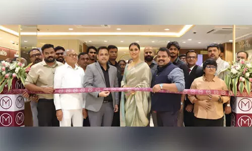 മ​ല​ബാ​ര്‍ ഗോ​ള്‍ഡ് ഇ​ന്ത്യ​യി​ല്‍ ര​ണ്ട്​ പു​തി​യ ഷോ​റൂ​മു​ക​ൾ തു​റ​ന്നു