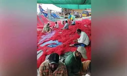 കടലിൽ കണ്ടെയ്നറിൽ കുടുങ്ങി നശിച്ചത് രണ്ടുകോടിയിലേറെ രൂപയുടെ വല