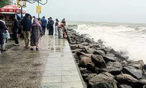 തീരം ശോഷിക്കുന്നു