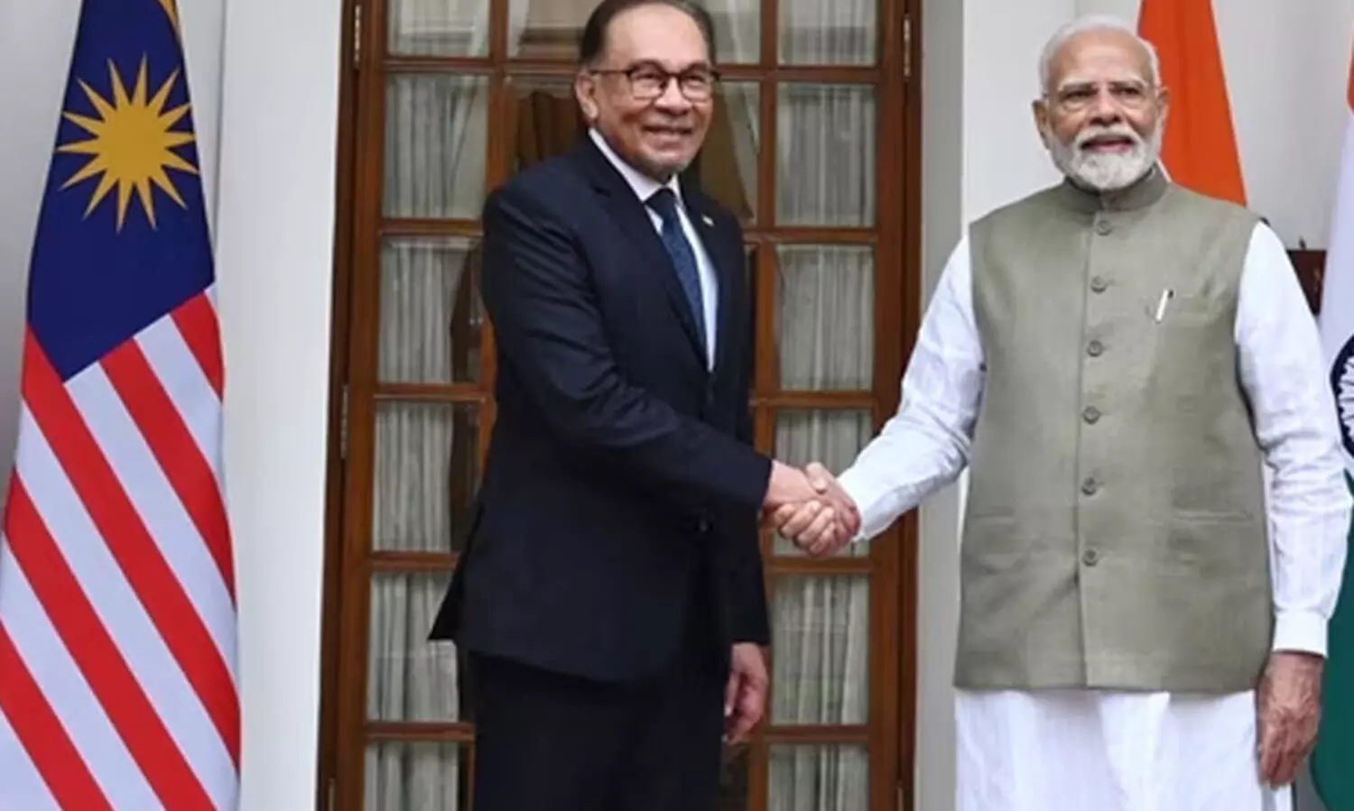 Anwar Ibrahim,  Narendra Modi