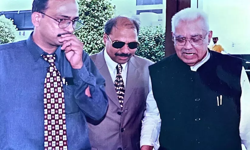 നാ​യ​നാ​രു​ടെ ഒമാൻ സ​ന്ദ​ർ​ശ​നം