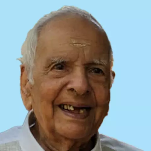 വാ​സു​ദേ​വ​ൻ ന​മ്പൂ​തി​രി​പ്പാ​ട്