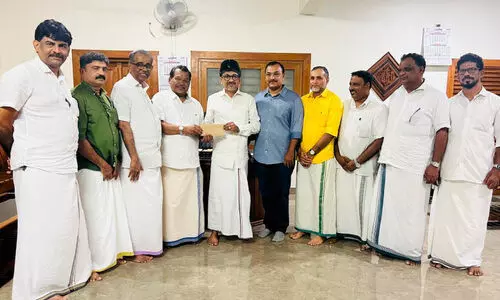 മ​ഞ്ചേ​രി സി.​എ​ച്ച് സെ​ന്‍റ​ർ ഫാ​ർ​മ​സി​ക്ക്​ സ​ഹാ​യ​ധ​നം