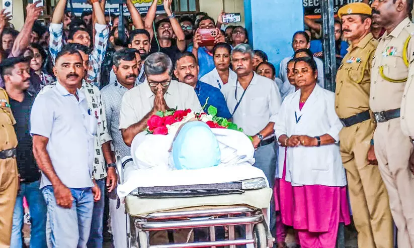 മൂന്നുപേരെ പുതുജീവിതത്തിലേക്ക് കൈപിടിച്ച് അനീഷിന്‍റെ വിടവാങ്ങൽ