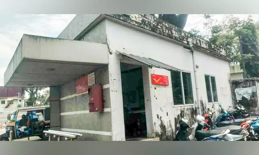 ടൗൺ ബസ്സ്റ്റാൻഡ്, അശോകപുരം പോസ്റ്റ് ഓഫിസുകൾ പൂട്ടാൻ നീക്കം