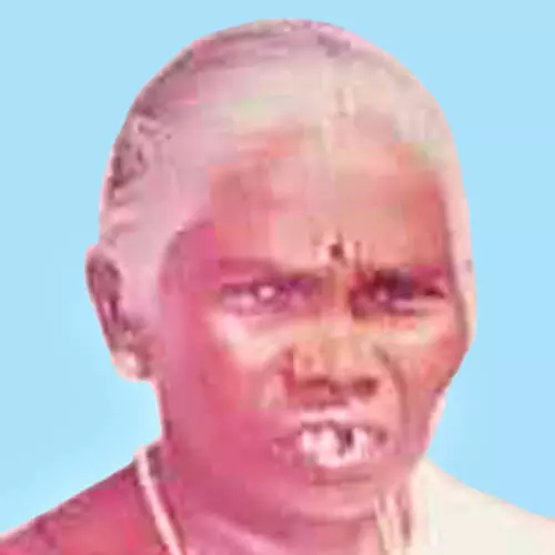 വീ​ട്ട​മ്മ ട്രെ​യി​ൻ​ത​ട്ടി മ​രി​ച്ചു