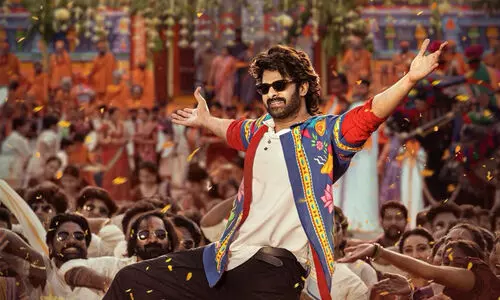 റിബൽ സാബ് പ്രഭാസിന് പിറന്നാൾ; രാജാസാബിന്‍റെ ബെർത്ഡേ സ്പെഷൽ പോസ്റ്റർ പുറത്ത്