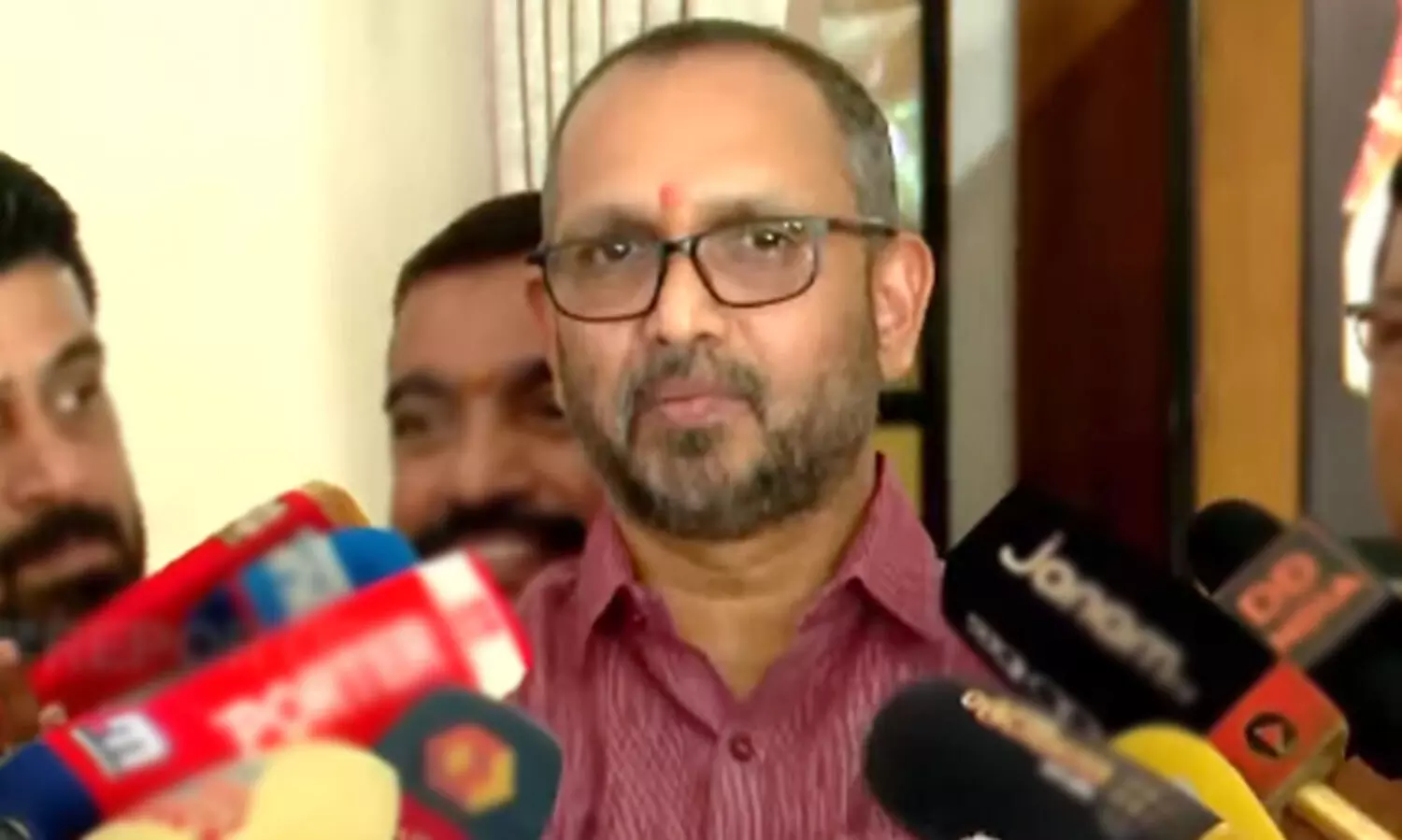 സവർക്കറും ഹെഡ്ഗേവാറും പാഠ്യപദ്ധതിയുടെ ഭാഗമാകും, ദേശീയ വിദ്യാഭ്യാസ നയം നടപ്പാകും; ഇഷ്ടമില്ലാത്തവർ പഠിക്കേണ്ട -കെ. സുരേന്ദ്രൻ