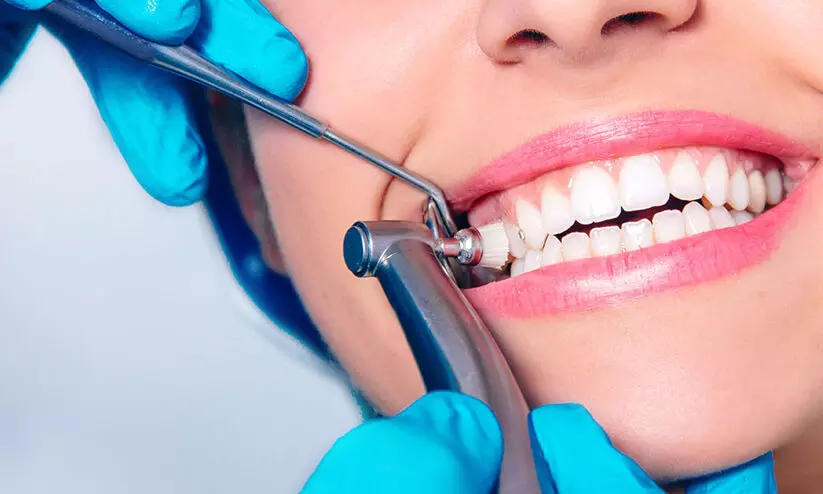 ആരോഗ്യമുള്ള പല്ലുകളും മോണകളും വേണോ? പ്രധാനപ്പെട്ടതാണ് ദന്താരോഗ്യവും ആരോഗ്യമുള്ള പല്ലുകളും മോണകളും വേണോ? പ്രധാനപ്പെട്ടതാണ് ദന്താരോഗ്യവും