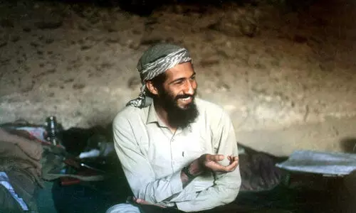 തോറബോറ മലനിരകളിൽ നിന്ന് ഉസാമ ബിൻ ലാദൻ രക്ഷപ്പെട്ടത് സ്ത്രീവേഷം ധരിച്ചെന്ന് സി.ഐ.എ ഉദ്യോഗസ്ഥൻ