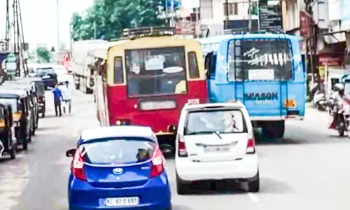 മത്സരയോട്ടം; സ്വകാര്യബസ് ഡ്രൈവറുടെ ലൈസൻസ് റദ്ദാക്കി